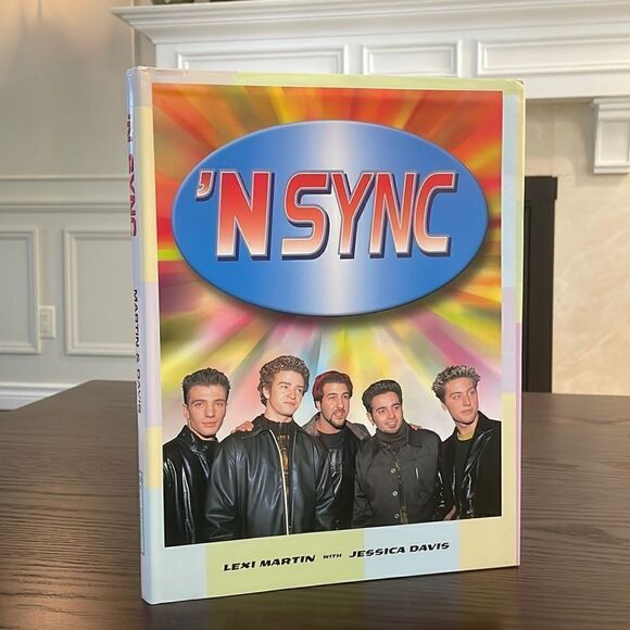 Vintage ‘N SYNC Hardcover Biography Book 2000 Excellent Used Condition 12” x 9” - Picture 1 of 6